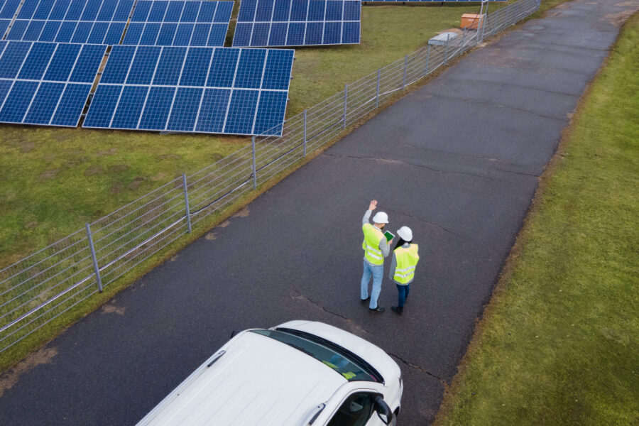 Solar Farm Cleaning- Challenges, Benefits, and Best Practices